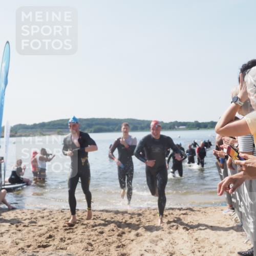 22.06.2025 - Viking Triathlon MichiJ http://msf.ph/oto/8065783 22.06.2025 10:32:03 Schwimmen 63, 87, 193, 207, 226, 271, 435, 449, 464, 488, 658 meine-sportfotos.de
