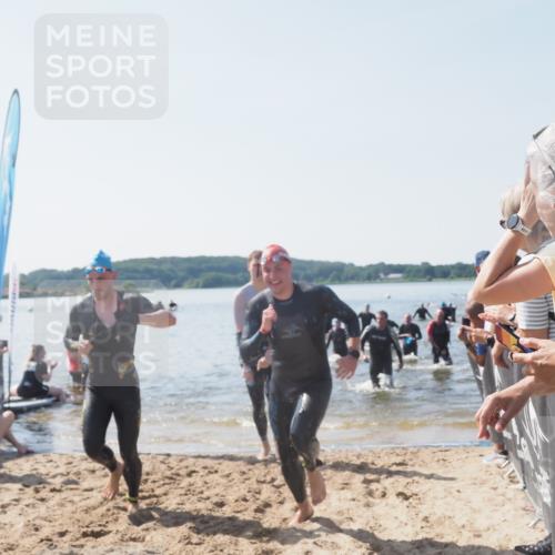 22.06.2025 - Viking Triathlon MichiJ http://msf.ph/oto/8065787 22.06.2025 10:32:03 Schwimmen 63, 87, 193, 207, 226, 271, 435, 449, 464, 488, 658 meine-sportfotos.de