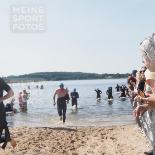 22.06.2025 - Viking Triathlon MichiJ http://msf.ph/oto/8065898 22.06.2025 10:32:18 Schwimmen 53, 147, 173, 193, 207, 214, 461, 492 meine-sportfotos.de