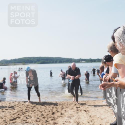 22.06.2025 - Viking Triathlon MichiJ http://msf.ph/oto/8065943 22.06.2025 10:32:31 Schwimmen 53, 80, 147, 170, 173, 208, 278, 461, 492 meine-sportfotos.de