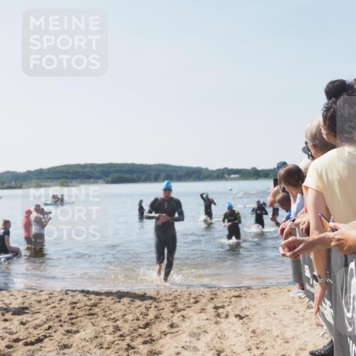 22.06.2025 - Viking Triathlon MichiJ http://msf.ph/oto/8066024 22.06.2025 10:32:43 Schwimmen 80, 208, 278, 554 meine-sportfotos.de