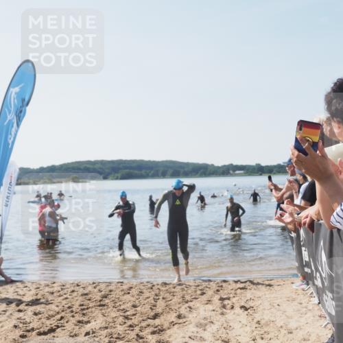22.06.2025 - Viking Triathlon MichiJ http://msf.ph/oto/8066100 22.06.2025 10:33:06 Schwimmen 91, 113, 287, 387, 399 meine-sportfotos.de