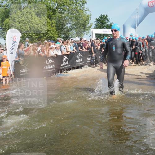 22.06.2025 - Viking Triathlon KatJ http://msf.ph/oto/8066216 22.06.2025 10:06:51 Schwimmen 66, 165, 183, 217, 257, 282, 290, 318, 321, 337, 468, 479, 501, 525, 533 meine-sportfotos.de