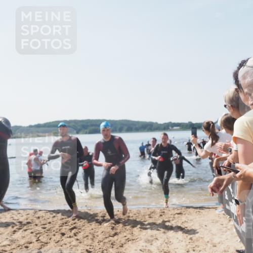 22.06.2025 - Viking Triathlon MichiJ http://msf.ph/oto/8066460 22.06.2025 10:34:16 Schwimmen 46, 70, 294, 297, 429, 486, 520, 527, 618, 635 meine-sportfotos.de