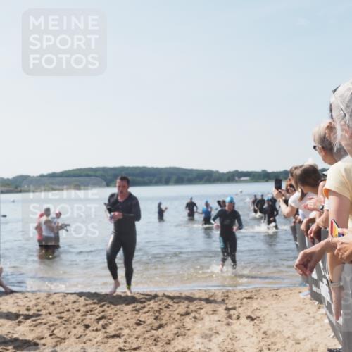22.06.2025 - Viking Triathlon MichiJ http://msf.ph/oto/8066486 22.06.2025 10:34:19 Schwimmen 46, 294, 297, 306, 430, 486, 520, 527, 618 meine-sportfotos.de