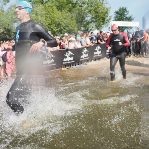 22.06.2025 - Viking Triathlon KatJ http://msf.ph/oto/8066490 22.06.2025 10:07:10 Schwimmen 64, 123, 190, 201, 202, 223, 328, 402, 431, 463, 519, 607, 631, 637, 649 meine-sportfotos.de