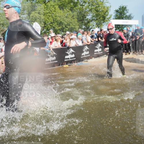 22.06.2025 - Viking Triathlon KatJ http://msf.ph/oto/8066493 22.06.2025 10:07:10 Schwimmen 64, 123, 190, 201, 202, 223, 328, 402, 431, 463, 519, 607, 631, 637, 649 meine-sportfotos.de