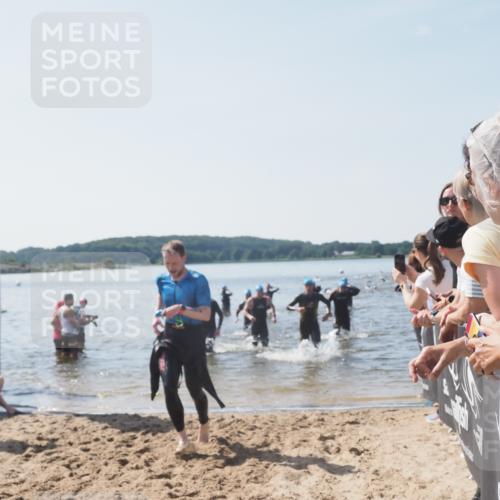 22.06.2025 - Viking Triathlon MichiJ http://msf.ph/oto/8066540 22.06.2025 10:34:31 Schwimmen 247, 284, 306, 341, 366, 430, 486, 520, 546 meine-sportfotos.de