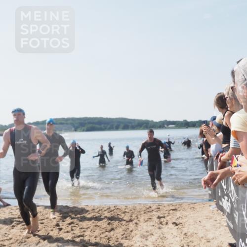 22.06.2025 - Viking Triathlon MichiJ http://msf.ph/oto/8066584 22.06.2025 10:34:38 Schwimmen 77, 114, 247, 284, 306, 323, 341, 366, 430, 546, 550 meine-sportfotos.de