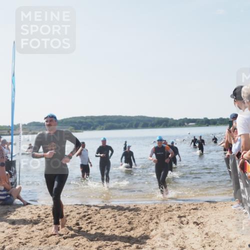 22.06.2025 - Viking Triathlon MichiJ http://msf.ph/oto/8066677 22.06.2025 10:35:02 Schwimmen 17, 43, 139, 157, 161, 434, 475, 495, 548, 660 meine-sportfotos.de