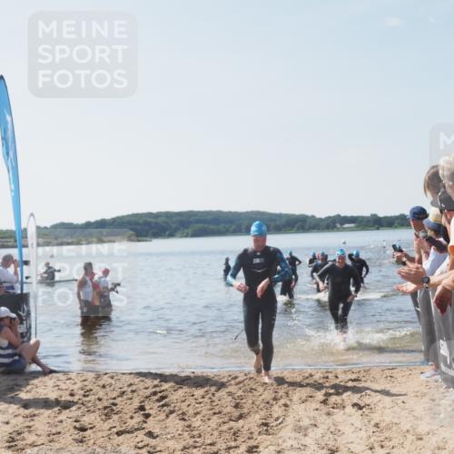 22.06.2025 - Viking Triathlon MichiJ http://msf.ph/oto/8066762 22.06.2025 10:35:18 Schwimmen 107, 139, 157, 204, 296, 320, 365, 395, 482, 508, 632 meine-sportfotos.de