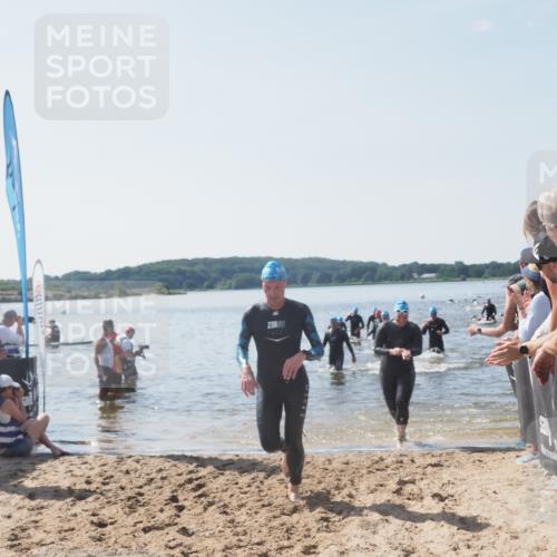 22.06.2025 - Viking Triathlon MichiJ http://msf.ph/oto/8066769 22.06.2025 10:35:19 Schwimmen 107, 139, 157, 204, 296, 320, 365, 395, 482, 508, 632 meine-sportfotos.de