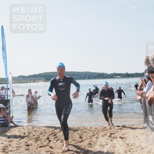 22.06.2025 - Viking Triathlon MichiJ http://msf.ph/oto/8066772 22.06.2025 10:35:19 Schwimmen 107, 139, 157, 204, 296, 320, 365, 395, 482, 508, 632 meine-sportfotos.de