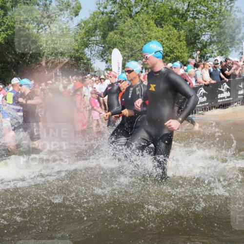 22.06.2025 - Viking Triathlon KatJ http://msf.ph/oto/8066773 22.06.2025 10:07:35 Schwimmen 23, 121, 143, 213, 235, 270, 285, 317, 342, 353, 363, 436, 476, 484, 547, 615, 621 meine-sportfotos.de