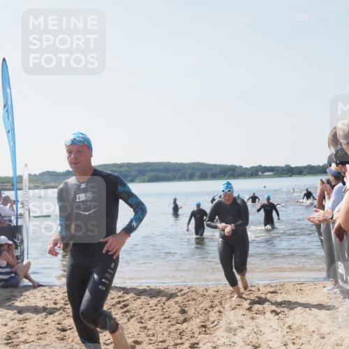 22.06.2025 - Viking Triathlon MichiJ http://msf.ph/oto/8066777 22.06.2025 10:35:20 Schwimmen 107, 139, 204, 296, 320, 365, 395, 482, 508, 632 meine-sportfotos.de