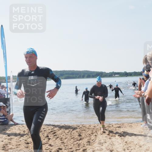 22.06.2025 - Viking Triathlon MichiJ http://msf.ph/oto/8066779 22.06.2025 10:35:20 Schwimmen 107, 139, 204, 296, 320, 365, 395, 482, 508, 632 meine-sportfotos.de