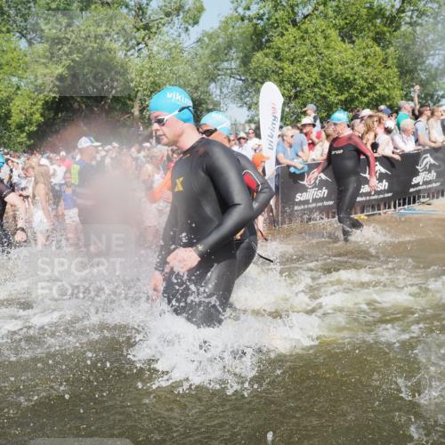 22.06.2025 - Viking Triathlon KatJ http://msf.ph/oto/8066784 22.06.2025 10:07:36 Schwimmen 23, 121, 143, 213, 235, 270, 285, 317, 342, 353, 363, 436, 476, 484, 547, 615, 621 meine-sportfotos.de