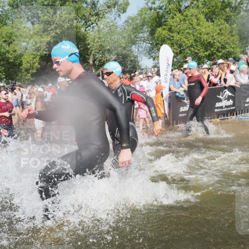 22.06.2025 - Viking Triathlon KatJ http://msf.ph/oto/8066790 22.06.2025 10:07:36 Schwimmen 23, 121, 143, 213, 235, 270, 285, 317, 342, 353, 363, 436, 476, 484, 547, 615, 621 meine-sportfotos.de
