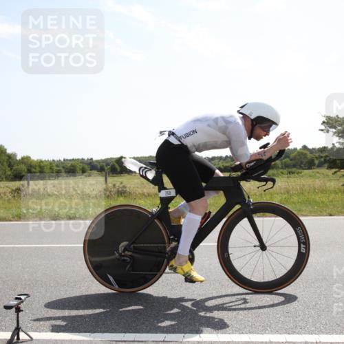 22.06.2025 - Viking Triathlon Yannick Fuchs http://msf.ph/oto/8067190 22.06.2025 11:10:09 Radfahren 258, 652 meine-sportfotos.de