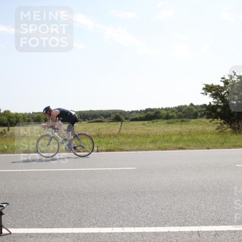 22.06.2025 - Viking Triathlon Yannick Fuchs http://msf.ph/oto/8067255 22.06.2025 11:10:54 Radfahren 329, 346 meine-sportfotos.de