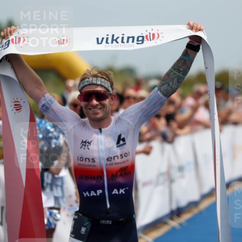 22.06.2025 - Viking Triathlon Michael Strokosch http://msf.ph/oto/8067474 22.06.2025 13:47:07 Ziel 4 meine-sportfotos.de
