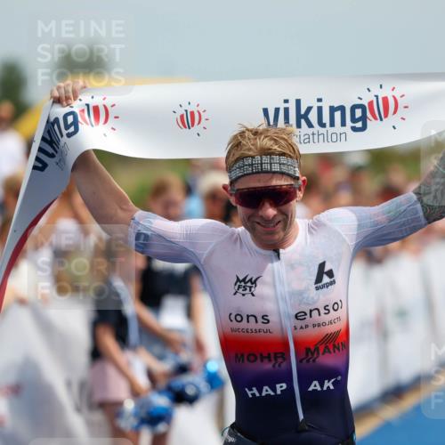 22.06.2025 - Viking Triathlon Michael Strokosch http://msf.ph/oto/8067476 22.06.2025 13:47:08 Ziel 4 meine-sportfotos.de