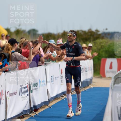 22.06.2025 - Viking Triathlon Michael Strokosch http://msf.ph/oto/8067506 22.06.2025 14:03:23 Ziel 557 meine-sportfotos.de