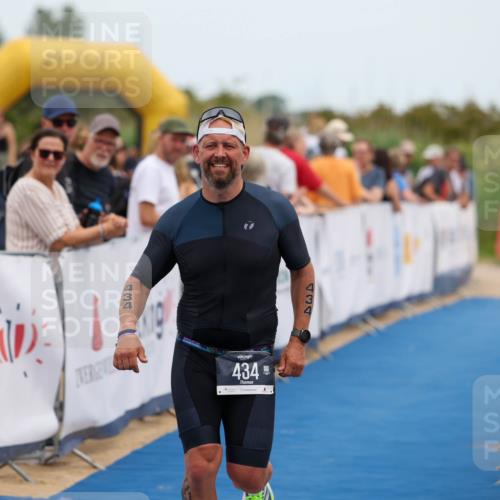 22.06.2025 - Viking Triathlon Michael Strokosch http://msf.ph/oto/8067507 22.06.2025 15:02:25 Ziel 434 meine-sportfotos.de