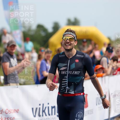22.06.2025 - Viking Triathlon Michael Strokosch http://msf.ph/oto/8067545 22.06.2025 14:03:27 Ziel 557 meine-sportfotos.de