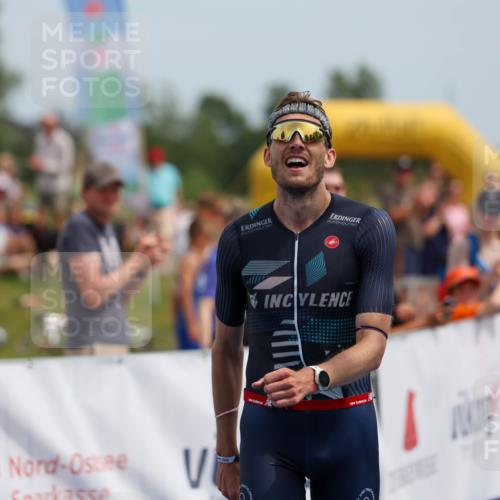 22.06.2025 - Viking Triathlon Michael Strokosch http://msf.ph/oto/8067552 22.06.2025 14:03:28 Ziel 557 meine-sportfotos.de