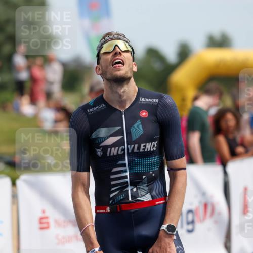22.06.2025 - Viking Triathlon Michael Strokosch http://msf.ph/oto/8067567 22.06.2025 14:03:29 Ziel 557 meine-sportfotos.de