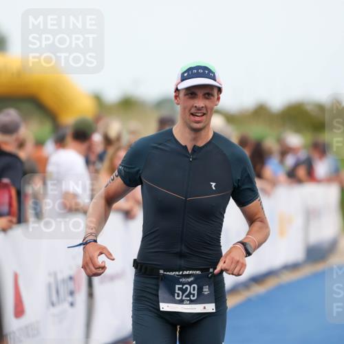 22.06.2025 - Viking Triathlon Michael Strokosch http://msf.ph/oto/8067571 22.06.2025 15:02:45 Ziel 127, 529 meine-sportfotos.de