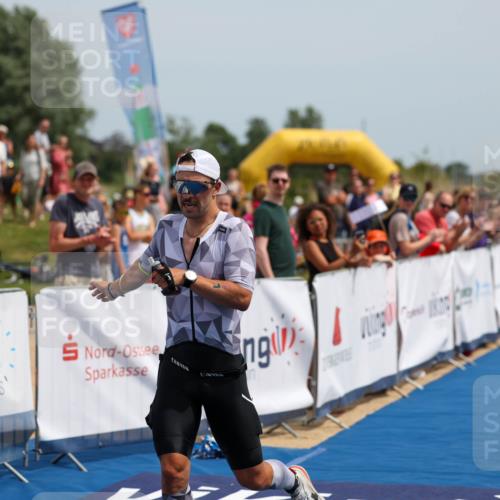 22.06.2025 - Viking Triathlon Michael Strokosch http://msf.ph/oto/8067594 22.06.2025 14:04:18 Ziel 1, 414 meine-sportfotos.de