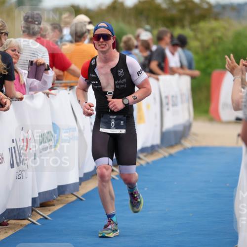22.06.2025 - Viking Triathlon Michael Strokosch http://msf.ph/oto/8067596 22.06.2025 15:02:50 Ziel 8, 529 meine-sportfotos.de