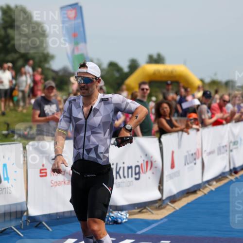 22.06.2025 - Viking Triathlon Michael Strokosch http://msf.ph/oto/8067597 22.06.2025 14:04:19 Ziel 1, 414 meine-sportfotos.de