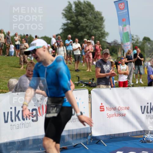 22.06.2025 - Viking Triathlon Michael Strokosch http://msf.ph/oto/8067624 22.06.2025 14:04:23 Ziel 1, 414 meine-sportfotos.de