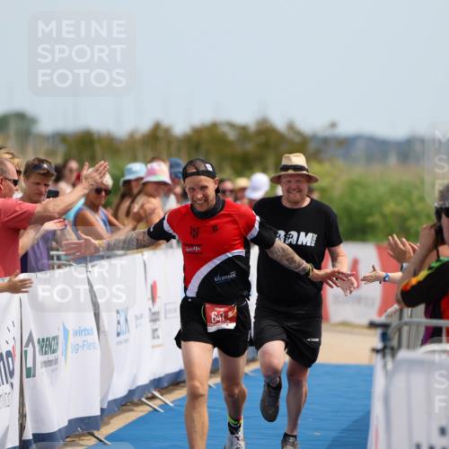22.06.2025 - Viking Triathlon Michael Strokosch http://msf.ph/oto/8067643 22.06.2025 14:09:44 Ziel 641 meine-sportfotos.de