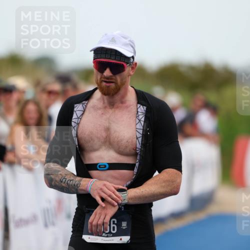 22.06.2025 - Viking Triathlon Michael Strokosch http://msf.ph/oto/8067658 22.06.2025 15:03:22 Ziel 19, 38, 536 meine-sportfotos.de