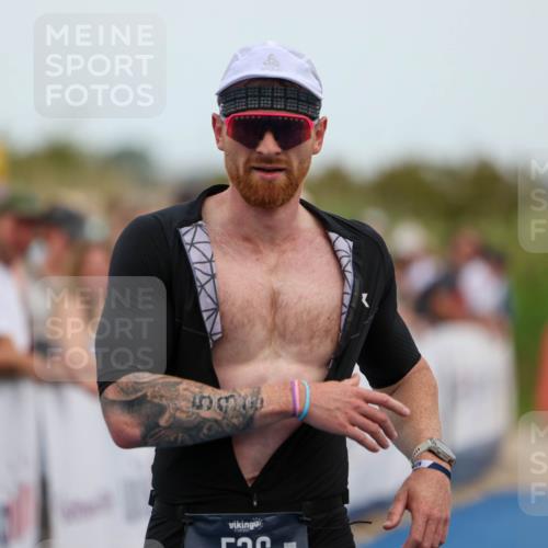 22.06.2025 - Viking Triathlon Michael Strokosch http://msf.ph/oto/8067662 22.06.2025 15:03:23 Ziel 38, 536 meine-sportfotos.de