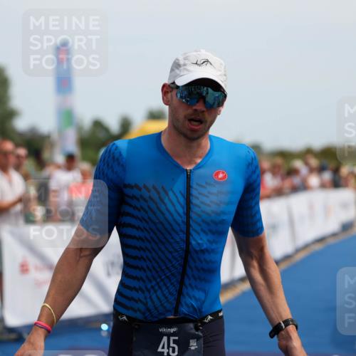 22.06.2025 - Viking Triathlon Michael Strokosch http://msf.ph/oto/8067716 22.06.2025 14:12:31 Ziel 45 meine-sportfotos.de