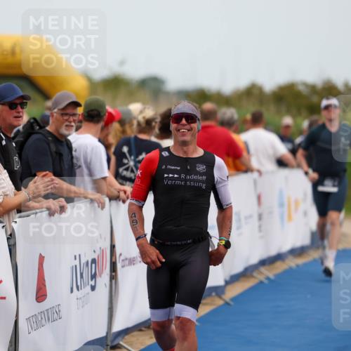 22.06.2025 - Viking Triathlon Michael Strokosch http://msf.ph/oto/8067955 22.06.2025 15:05:46 Ziel 491, 492 meine-sportfotos.de