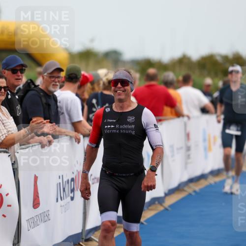 22.06.2025 - Viking Triathlon Michael Strokosch http://msf.ph/oto/8067956 22.06.2025 15:05:46 Ziel 491, 492 meine-sportfotos.de