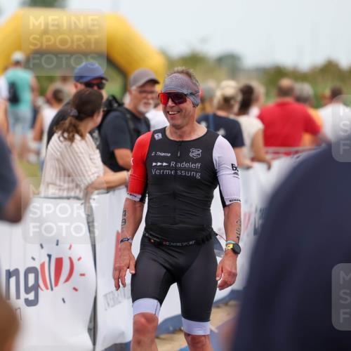 22.06.2025 - Viking Triathlon Michael Strokosch http://msf.ph/oto/8067967 22.06.2025 15:05:47 Ziel 491, 492 meine-sportfotos.de