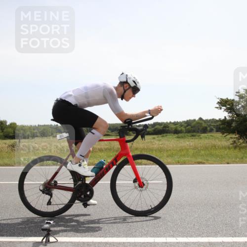 22.06.2025 - Viking Triathlon Yannick Fuchs http://msf.ph/oto/8067993 22.06.2025 11:59:03 Radfahren 81, 100, 435, 527 meine-sportfotos.de