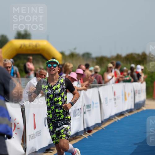 22.06.2025 - Viking Triathlon Michael Strokosch http://msf.ph/oto/8068087 22.06.2025 14:19:51 Ziel 368 meine-sportfotos.de