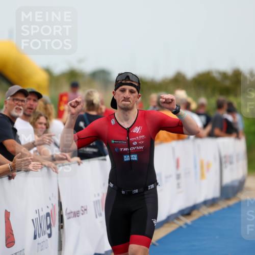 22.06.2025 - Viking Triathlon Michael Strokosch http://msf.ph/oto/8068157 22.06.2025 15:07:00 Ziel 429 meine-sportfotos.de