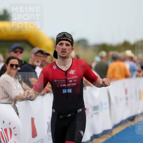 22.06.2025 - Viking Triathlon Michael Strokosch http://msf.ph/oto/8068165 22.06.2025 15:07:01 Ziel 429 meine-sportfotos.de