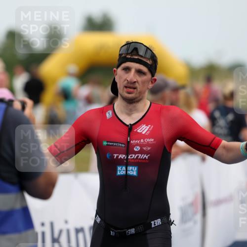 22.06.2025 - Viking Triathlon Michael Strokosch http://msf.ph/oto/8068174 22.06.2025 15:07:02 Ziel 117, 429 meine-sportfotos.de