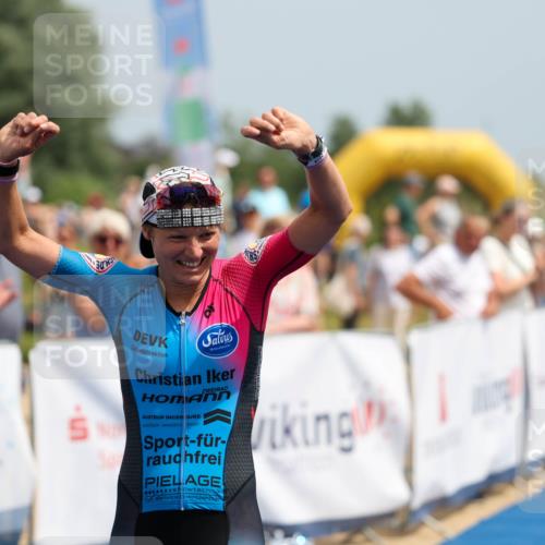 22.06.2025 - Viking Triathlon Michael Strokosch http://msf.ph/oto/8068193 22.06.2025 14:20:38 Ziel 9 meine-sportfotos.de