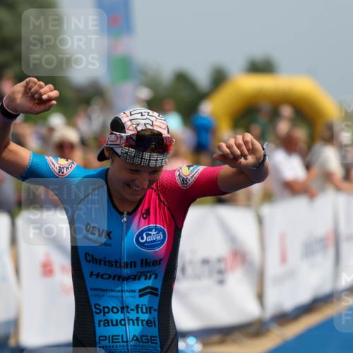 22.06.2025 - Viking Triathlon Michael Strokosch http://msf.ph/oto/8068207 22.06.2025 14:20:39 Ziel 9 meine-sportfotos.de
